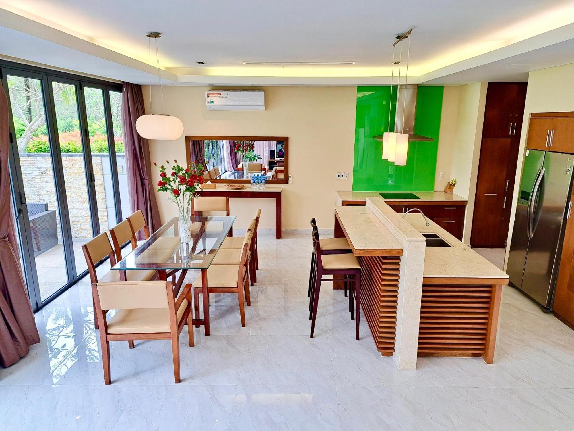 The Ocean Suites Da Nang Exteriör bild